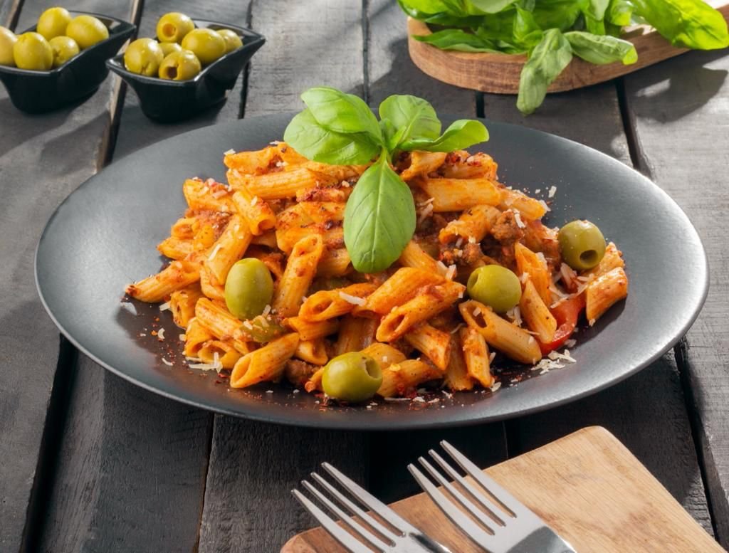 مكرونة BOLOGNESE