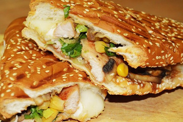 تشكن كوكو هاوس