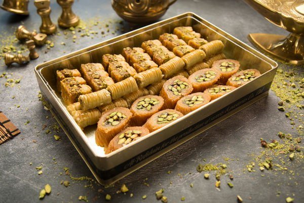 بقلاوة وبرمة بالفستق