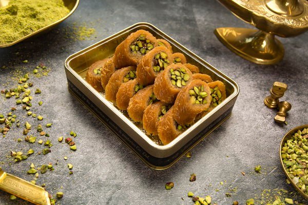 شعرية بالفستق ناعم