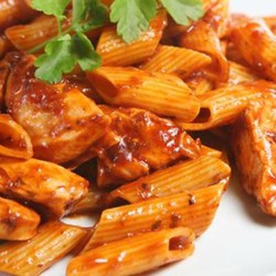 مكرونة دجاج